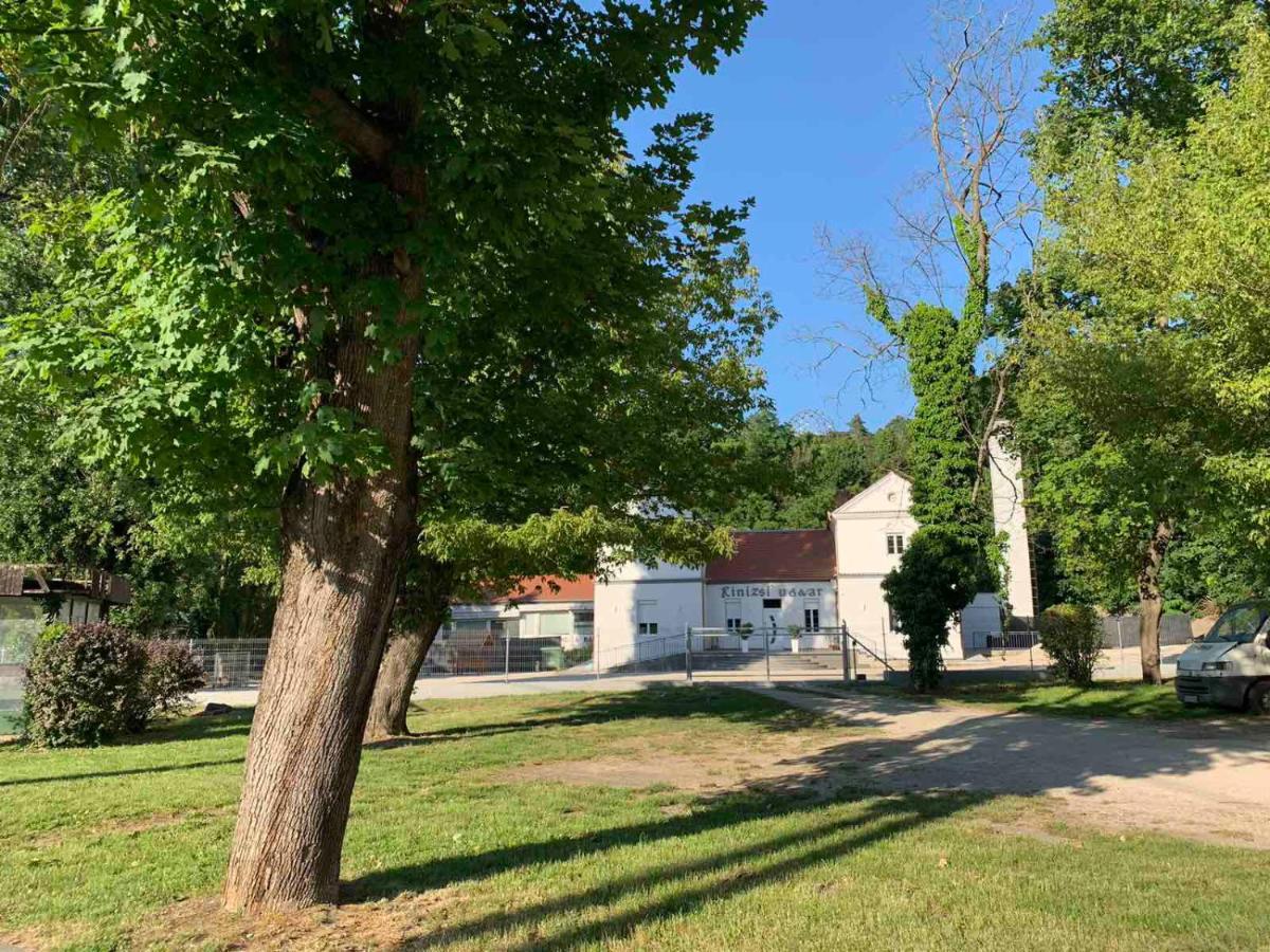 Kinizsi Udvar Apartmanhaz Balatonboglár 외부 사진