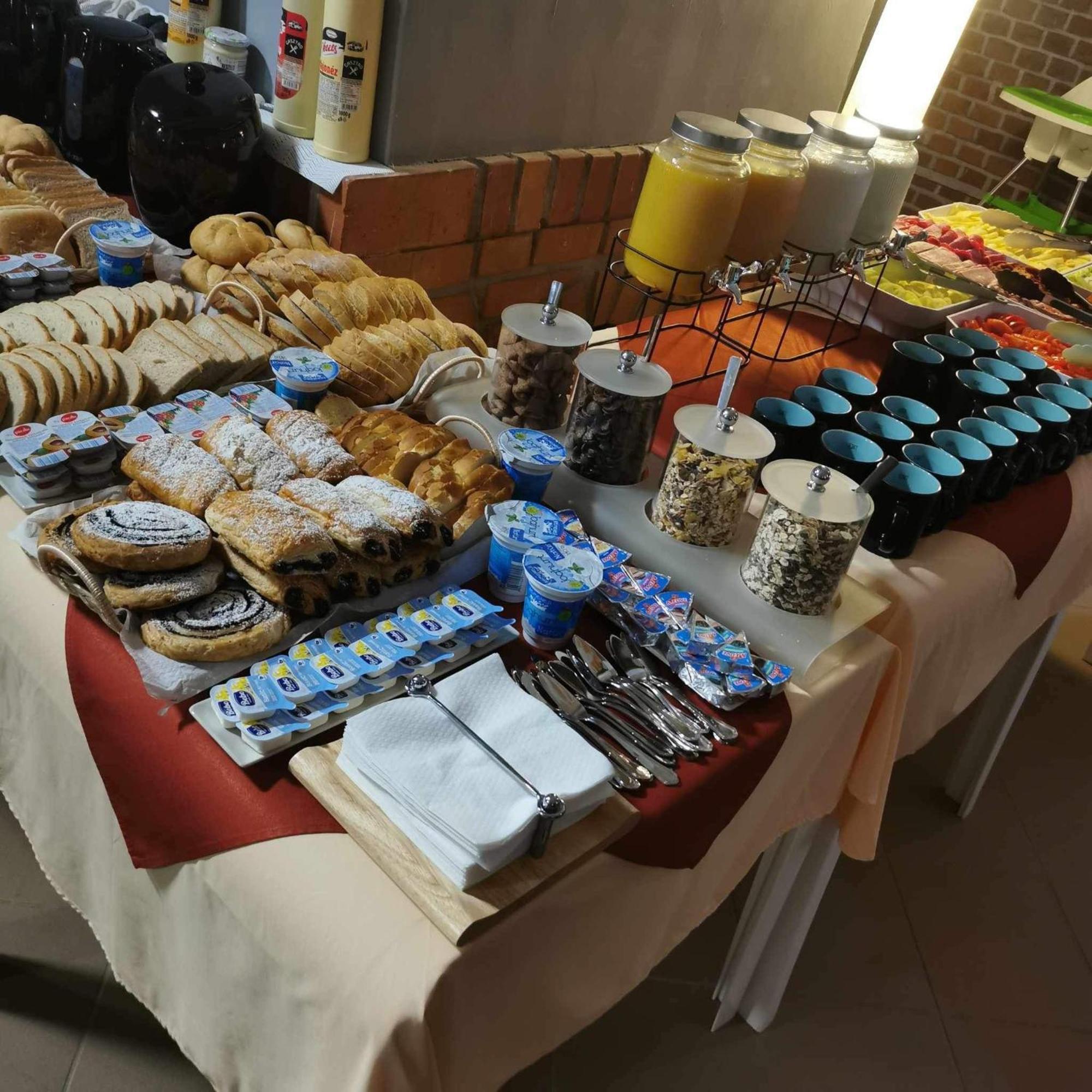 Kinizsi Udvar Apartmanhaz Balatonboglár 외부 사진