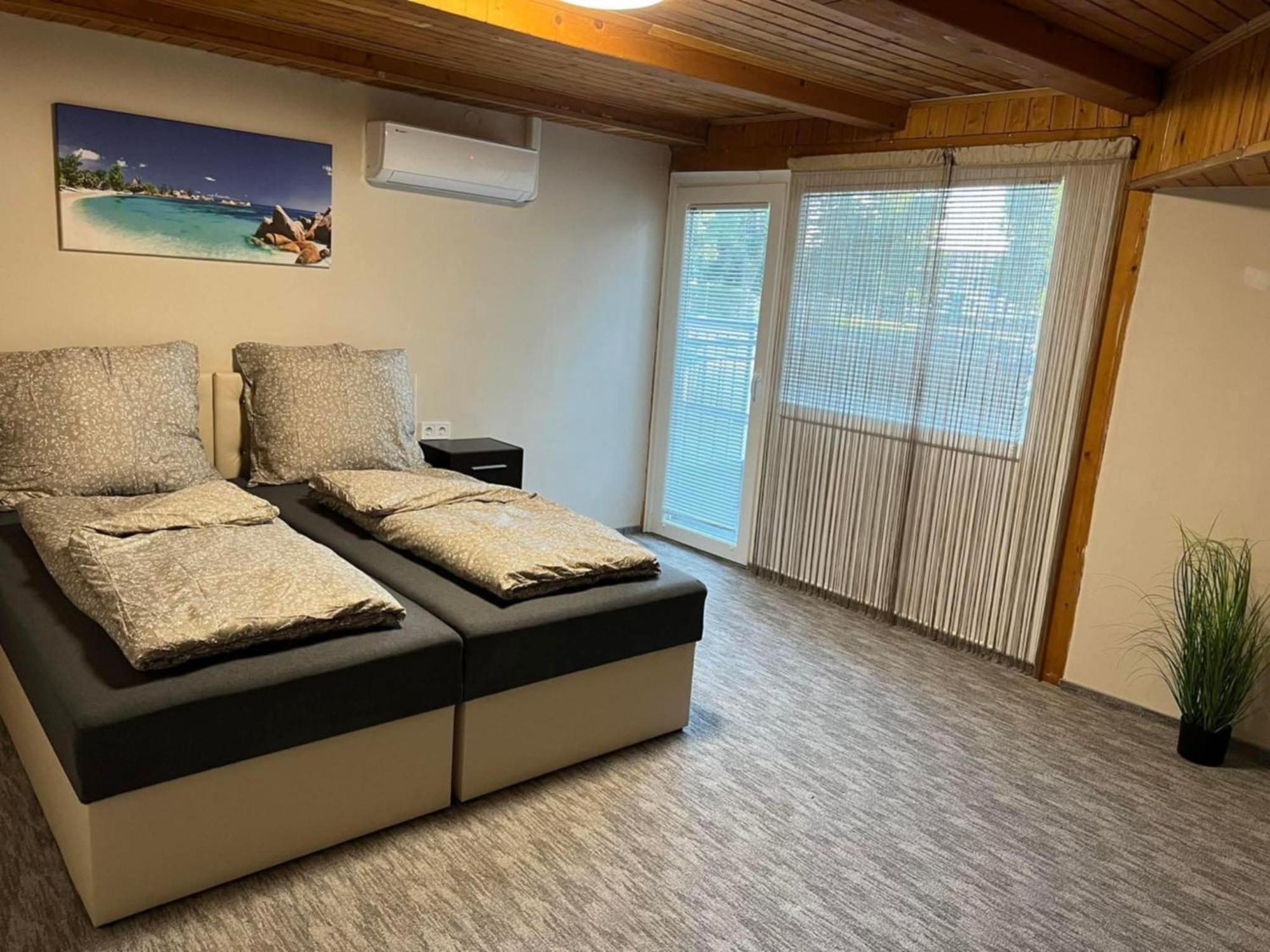 Kinizsi Udvar Apartmanhaz Balatonboglár 외부 사진