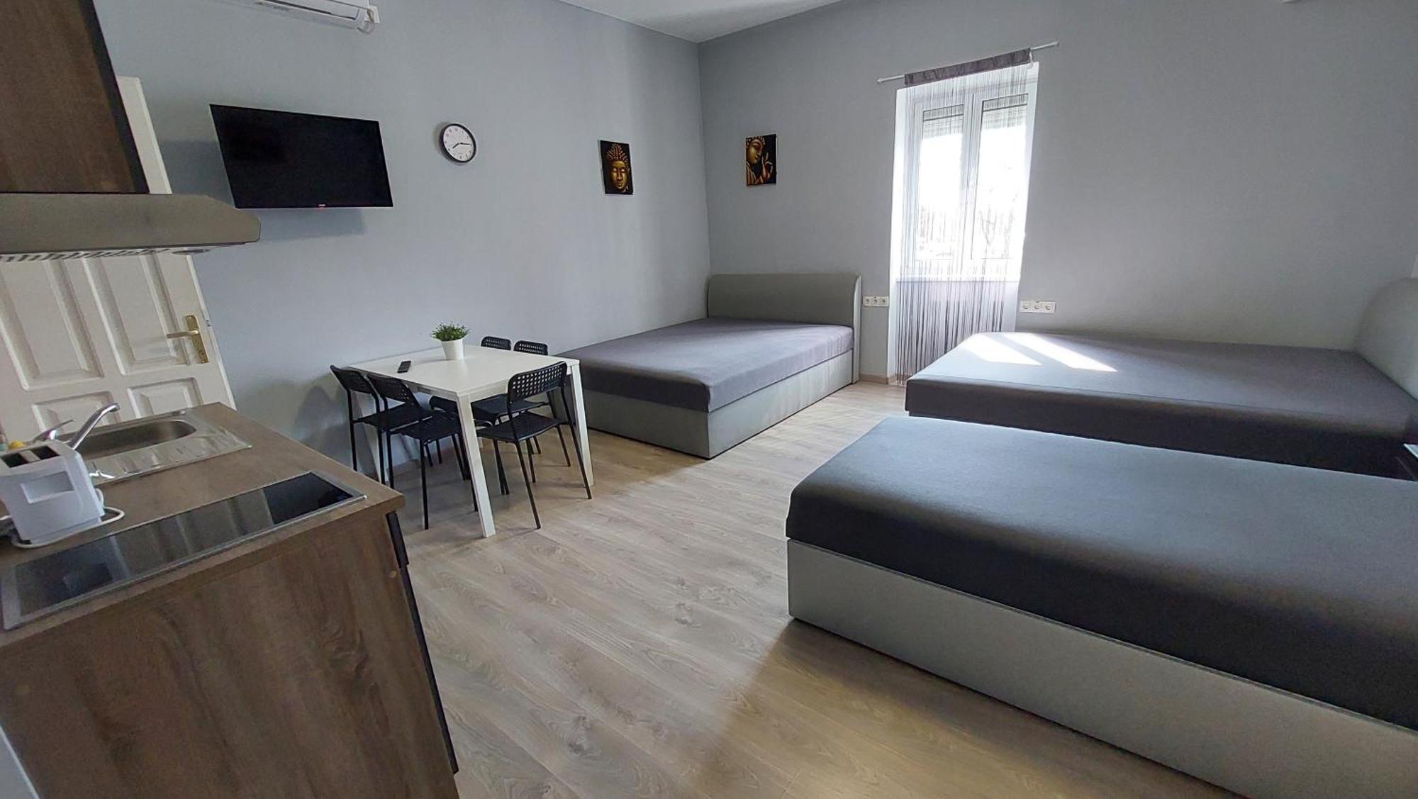 Kinizsi Udvar Apartmanhaz Balatonboglár 외부 사진